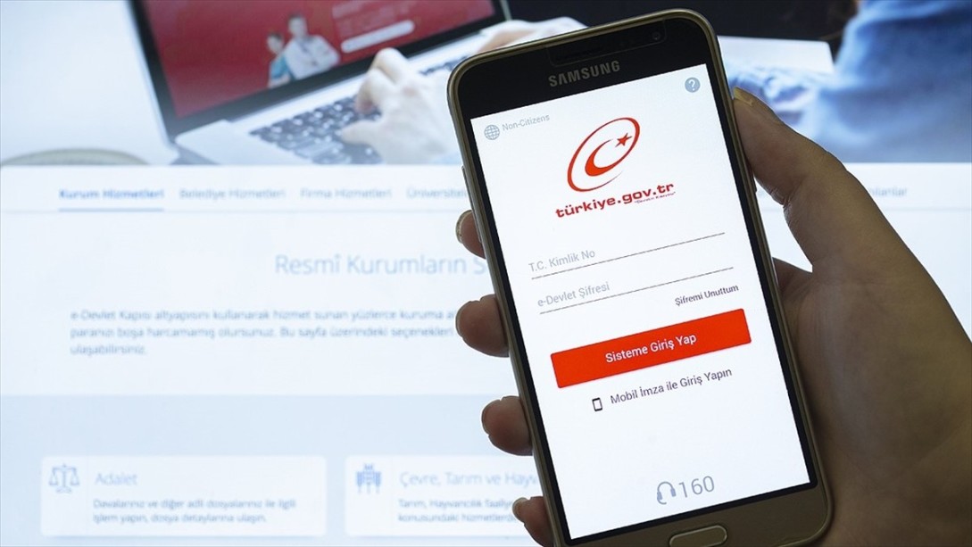 7 Hizmet E-Devlet'ten Verildi, Tasarruf Sağlandı