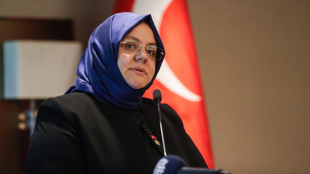 Bakan Selçuk: Eczacılarımıza 230 Milyon Lira İyileştirme Sağladık