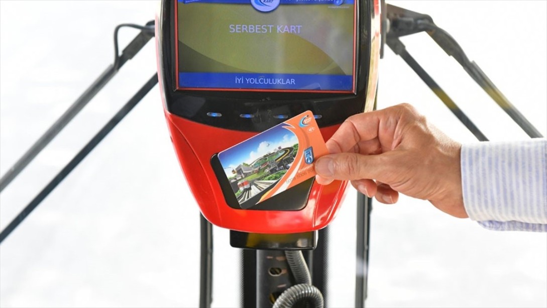 Başkentte 65 Yaş Ve Üzeri Vatandaşların Ücretsiz Ulaşımları Askıya Alındı