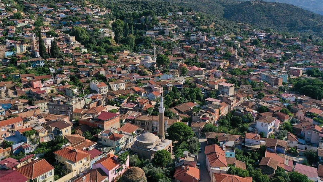 'Camiler Kenti Tire' Ziyaretçilerini Geçmişe Götürüyor