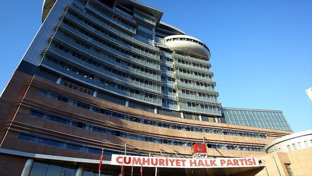 CHP'de İzmir Büyükşehir Yarışı