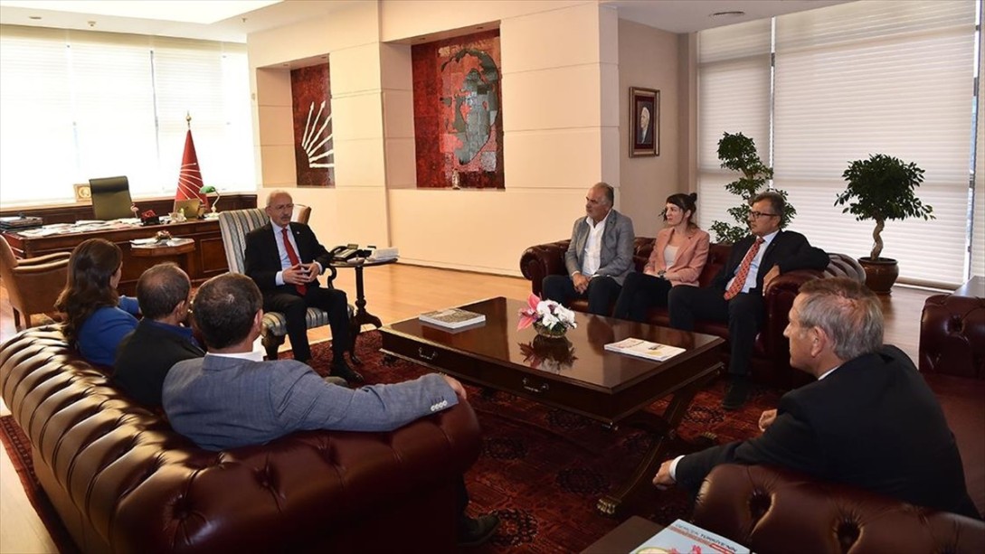 CHP Genel Başkanı Kılıçdaroğlu Sendika Ve Oda Başkanlarını Kabul Etti