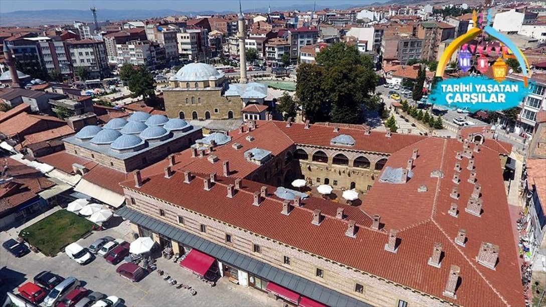 Geleneksel Alışverişin Merzifon'daki Simgesi 'Merzifon Arastası'