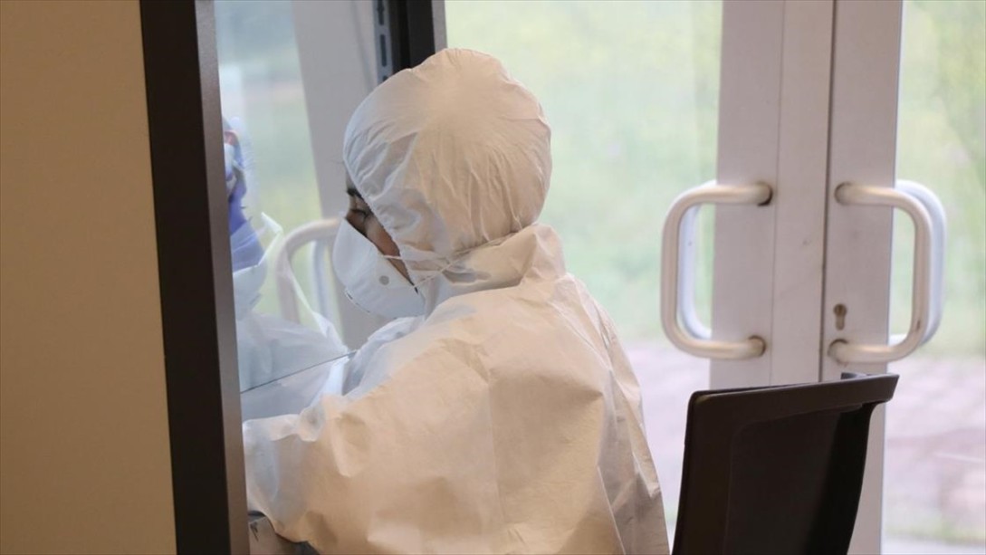 Gümrük Çalışanları ve Polislere Koronavirüs Taraması Planlanıyor