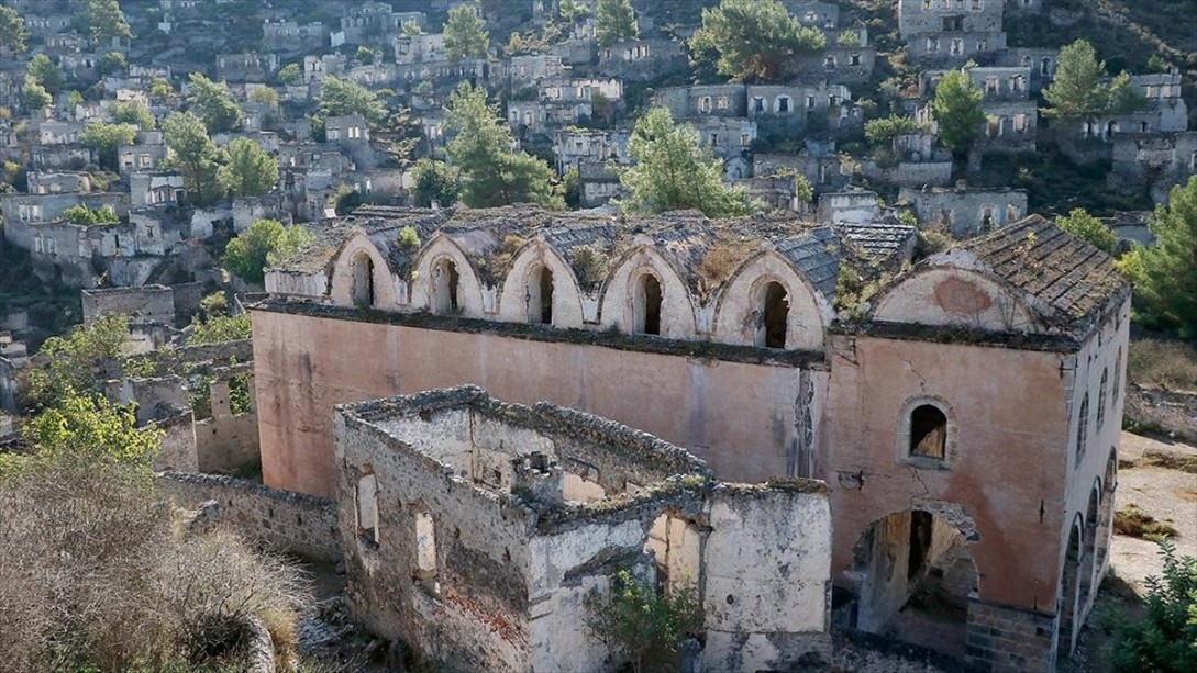 'Hayalet Köy'ün Tarihi Kiliseleri Restore Edilecek