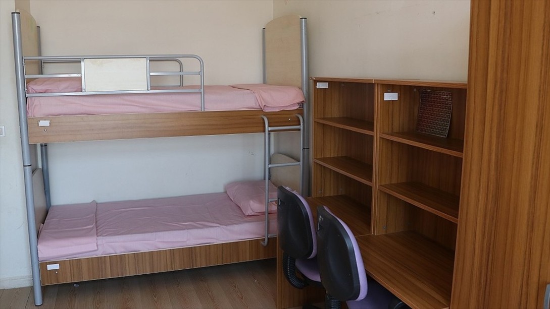 İçişleri Bakanlığından İzolasyon Koşullarına Uymayanlara Yönelik Genelge