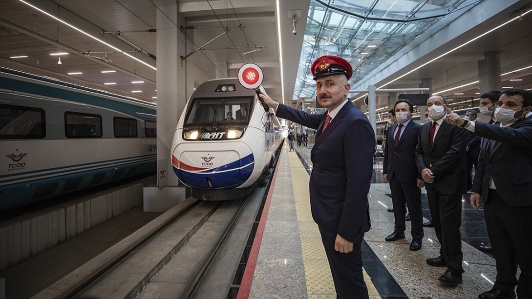 Kovid-19 Nedeniyle Durdurulan Tren Seferleri Yeniden Başladı