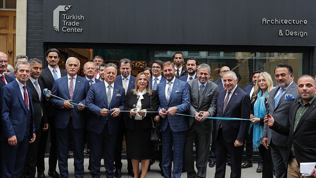 Londra’da Türk Ticaret Merkezi Açıldı