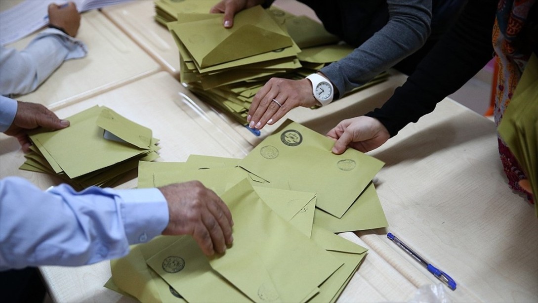 Maltepe'de Oy Sayımı Sürüyor