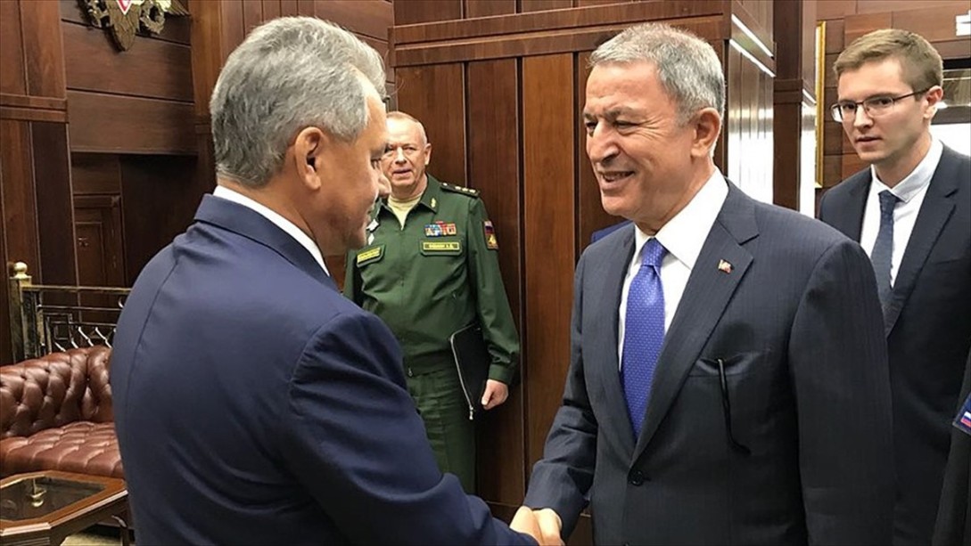 Milli Savunma Bakanı Akar, Rus Savunma Bakanı İle Görüştü