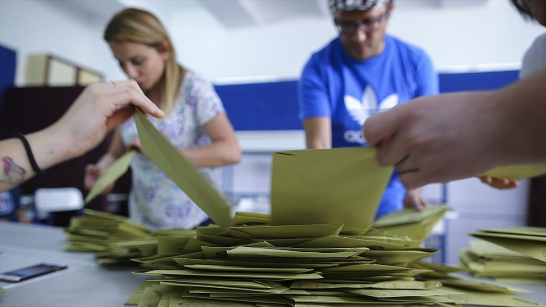 Önce Belediye Başkanlığı Pusulaları Sayılacak