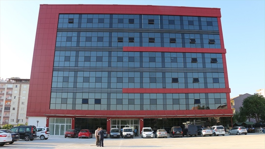 Siirt Halk Eğitim Merkezi (HEM) Yeni Modern Binasında Hizmet Veriyor