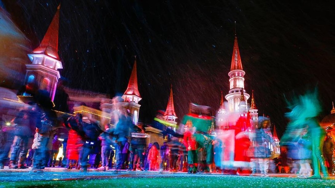 Turizmin Başkentinde Yılbaşı Hazırlıkları