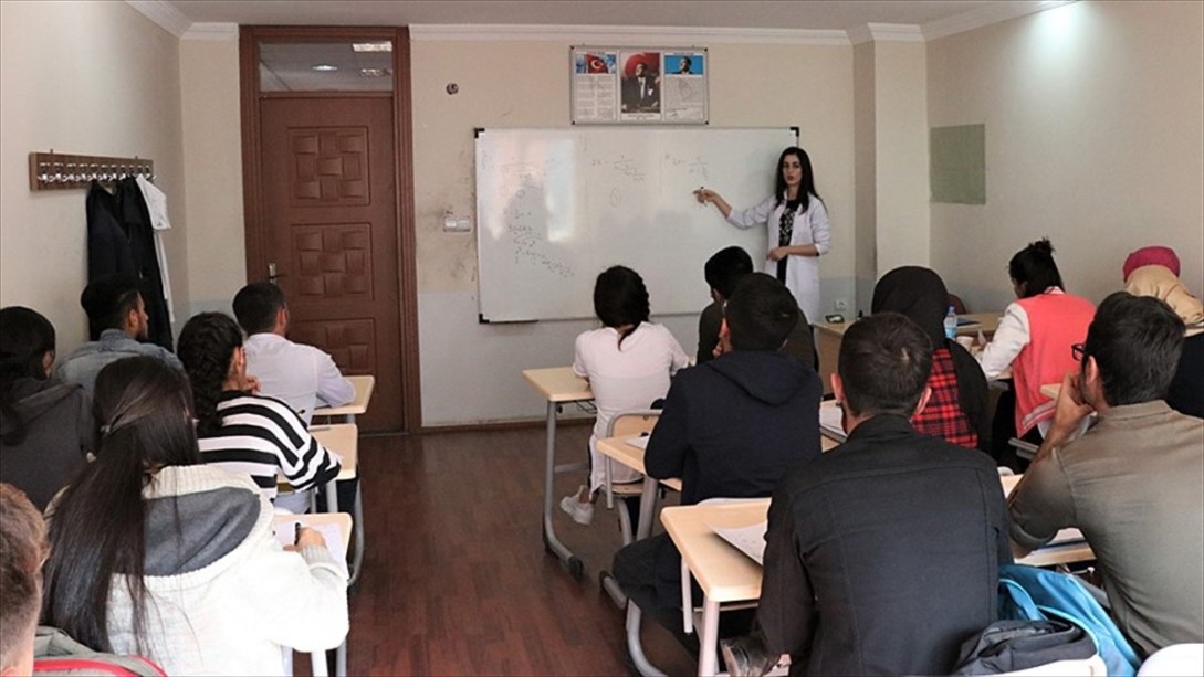 Van Büyükşehirden 'dezavantajlı' Gençlere Destek