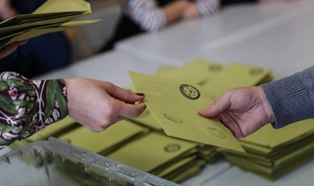 12 Soruda YSK'nin İstanbul Gerekçesi