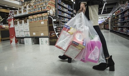 Bakan Kurum: Poşetlerde Çevreci Slogan ve Sıfır Atık Logosu