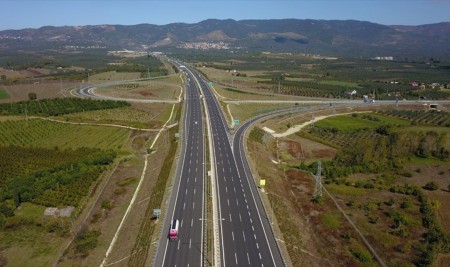 Bölünmüş Yollarla Tasarruf Sağlandı