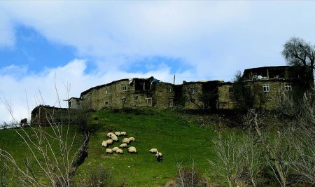 Dağlarında Artık Silah Değil Deklanşör Sesi Var