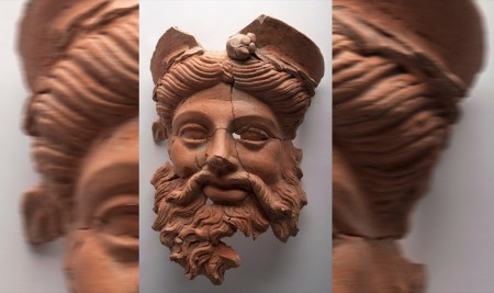 Daskyleion Kazısında Milattan Önce 4. Yüzyıldan Kalma 'mask' Bulundu