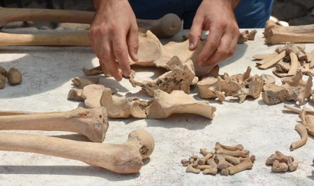 Gladyatörler Kentinin Bizans Mezarları Geçmişe Işık Tutuyor