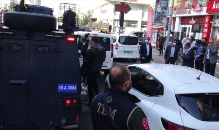 HDP'li Kars Belediye Başkanı Ayhan Bilgen Gözaltına Alındı