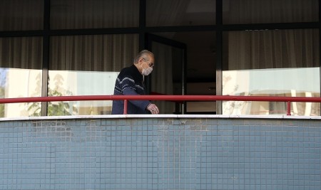 Huzurevleri İle Engelli Bakım Merkezlerinde Normalleşme Adımları 15 Haziran'dan İtibaren Atılacak