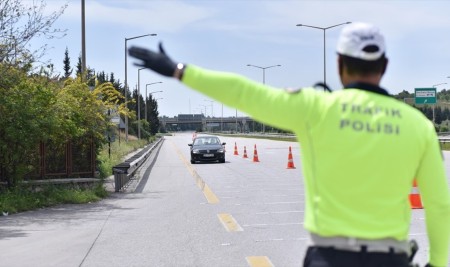 İçişleri Bakanlığı Araç Giriş Kısıtlamasına İlişkin İstisnaları Belirleyen Ek Genelge Yayımladı