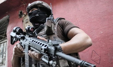 Kamu Görevlilerine Saldırı Planı Yapan Terörist Yakalandı