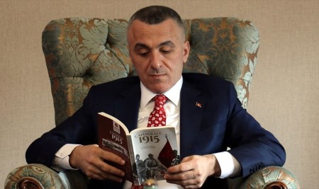 Kırklareli'nde Evinden Çıkmayarak En Fazla Kitabı Okuyan Altınla Ödüllendirilecek