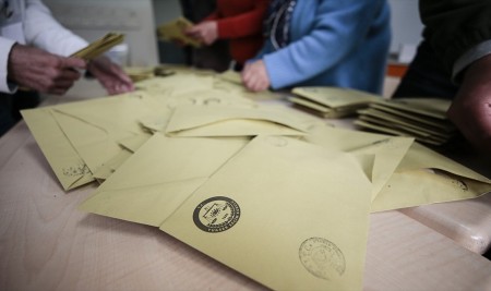 Maltepe'de Oy Sayımı Yeniden Başladı