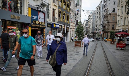 Maske Takma Zorunluluğuna Uymayanlara 900 Lira Ceza Kesilecek
