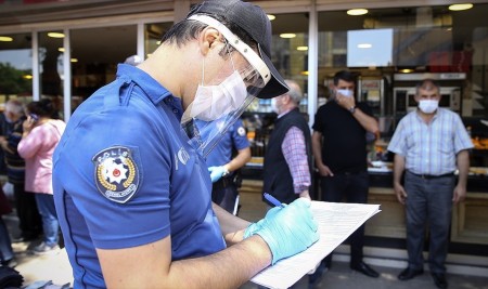 Maske Takmayan 7 Bin Kişiye İdari İşlem Uygulandı