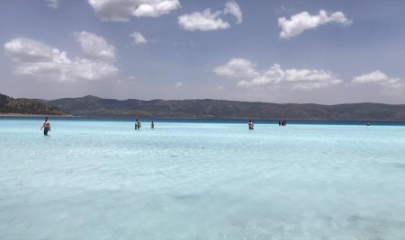 Salda Gölü Görselliğinin Yanı Sıra Bilimsel Değeriyle De Ön Plana Çıkıyor