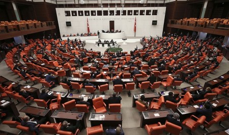 TBMM 48 Günlük Aranın Ardından Çarşı Ve Mahalle Bekçileri Düzenlemesi İçin Mesai Yapacak