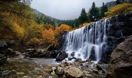 Toroslar'ın El Değmemiş Şelalelerinde Sonbahar Güzelliği