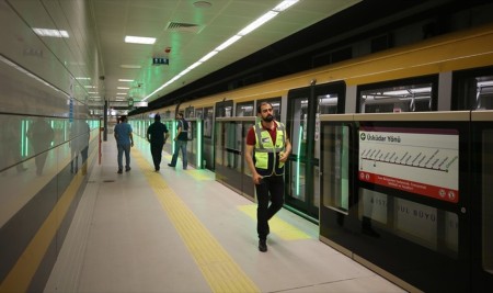Üsküdar-Çekmeköy Metro Hattı, İlk Günde 179 Bin 612 Yolcu Taşıdı