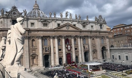 Vatikan Çocuk İstismarların Örtbas Edildiğini Biliyordu