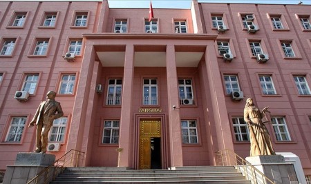 Yargıtay Yaş Meşe Ağacını Keseni Affetmedi