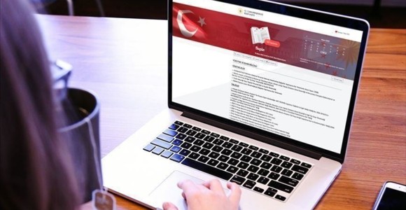 '2021 Yılı Cumhurbaşkanlığı Yıllık Programı' Resmi Gazete'de