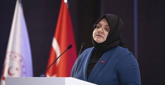 Aile, Çalışma ve Sosyal Hizmetler Bakanı Selçuk'tan Yeni 'SUT' Açıklaması