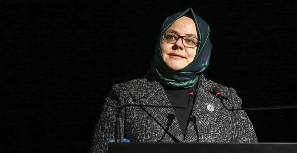 Bakan Selçuk: Huzurlu Ev Ortamı Çocuk İçin En Önemli Okul