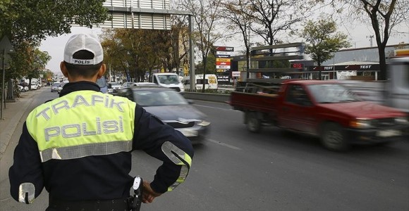Başkentte Yarın Bazı Yollar Trafiğe Kapatılacak