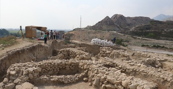 Ceyhan'da Demir Çağına Ait Kalıntılar Bulundu