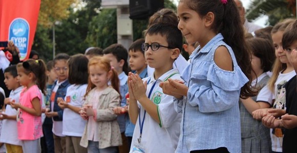 Çocuklar İçin 'Amin Alayları'
