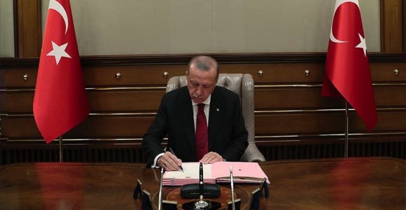 Cumhurbaşkanı Erdoğan'dan 'Karayolu Trafik Güvenliği Strateji Belgesi Ve Eylem Planı' Genelgesi