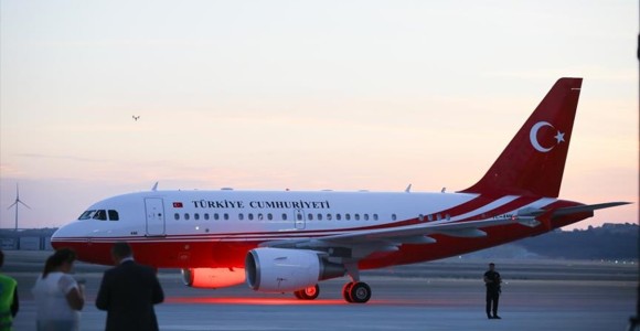 Cumhurbaşkanı Erdoğan'dan Kırgız Teğmenlere Jest