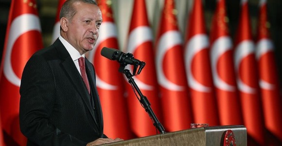 Cumhurbaşkanı Erdoğan: Zaferlerini Masa Başında Değil Er Meydanında Kazanmakla Maruf Bir Milletiz