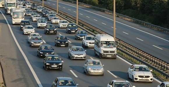 Dönüş Yolundaki Sürücülere 'son 30-40 Kilometre' Uyarısı