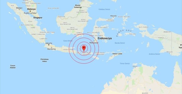 Endonezya'da 6,9 Büyüklüğünde Deprem