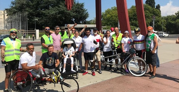 Engelli Bisikletçiler Cenevre'ye Ulaştı